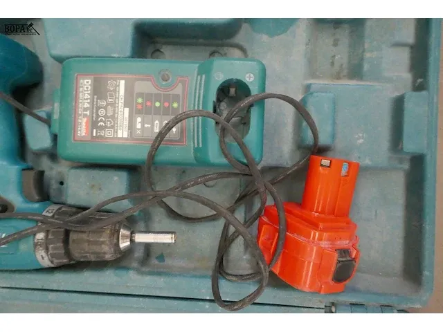 Lot 10 - accu schroefmachine makita - afbeelding 4 van  5