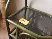 Lot 10 - bijzettafel in rotan - afbeelding 3 van  3