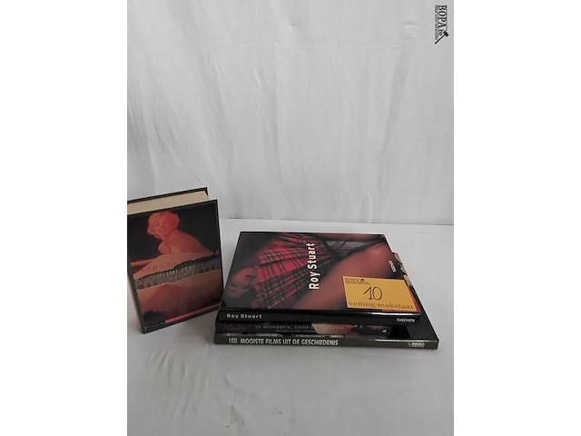 Lot 10 - boeken thema film, 2 stuks - afbeelding 1 van  1