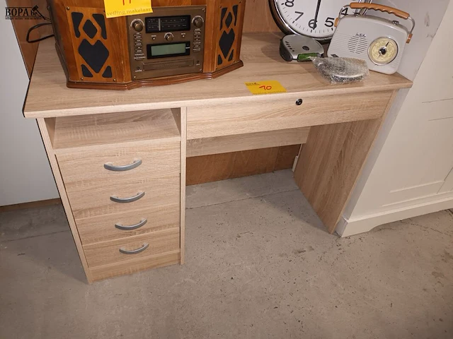 Lot 10 - bureau - afbeelding 1 van  4