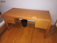 Lot 10 - bureau