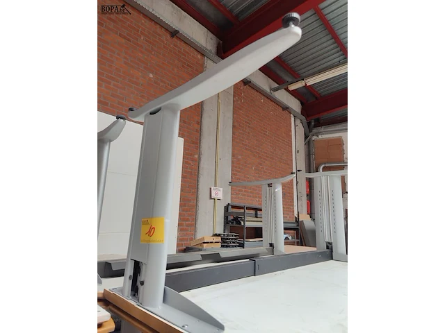 Lot 10 - bureeltafel las - afbeelding 3 van  3