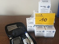 Lot 10 - glucose meter met sensors - afbeelding 1 van  3