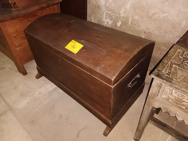 Lot 10 - houten kist - afbeelding 2 van  4