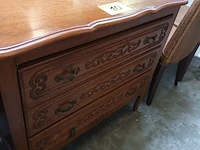 Lot 10 - houten ladekast - afbeelding 3 van  4
