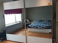 Lot 10 - kleerkast - afbeelding 1 van  5