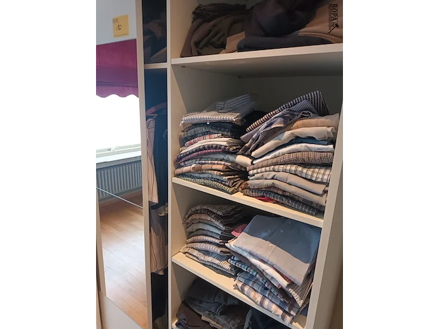 Lot 10 - kleerkast - afbeelding 3 van  5