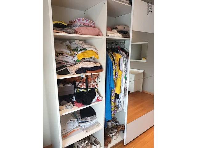 Lot 10 - kleerkast - afbeelding 4 van  5