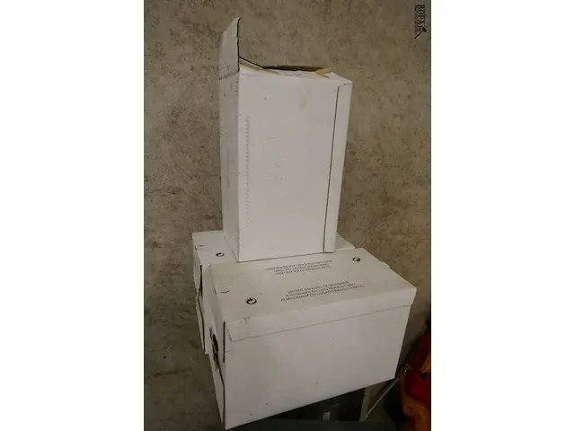 Lot 10 - koffiemachine bravilor - afbeelding 6 van  8