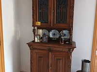 Lot 10 - mechelse buffetkast - afbeelding 1 van  5