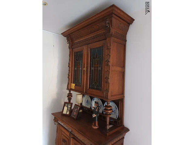 Lot 10 - mechelse buffetkast - afbeelding 2 van  5