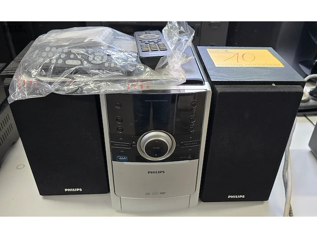 Lot 10 - mini stereo phillips mcm 166 - afbeelding 1 van  4