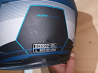 Lot 10 - motorhelm, regenpak en olie. 4 stuks - afbeelding 5 van  5