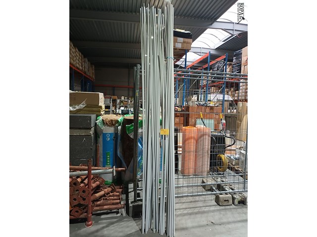 Lot 10 - pvc buizen. 45 stuks - afbeelding 2 van  3
