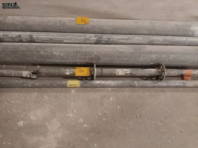 Lot 10 - stelling onderdelen. 3 stuks - afbeelding 1 van  4