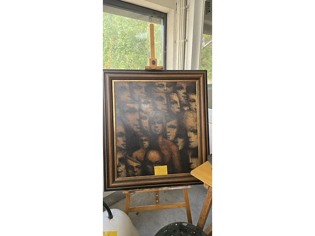 Lot 10 - uniek schilderij ekspressie van koppen met certificaat - afbeelding 1 van  7
