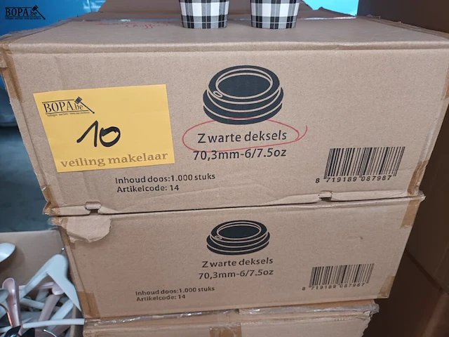 Lot 10 - wegwerp koffiebekers met deksels - afbeelding 3 van  4