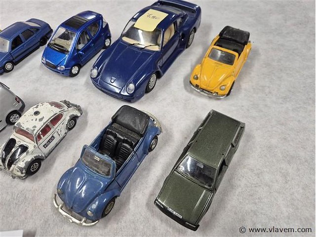 Lot 10 stuks - afbeelding 2 van  3