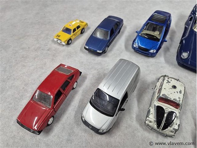 Lot 10 stuks - afbeelding 3 van  3