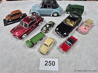 Lot 10 stuks - afbeelding 1 van  3