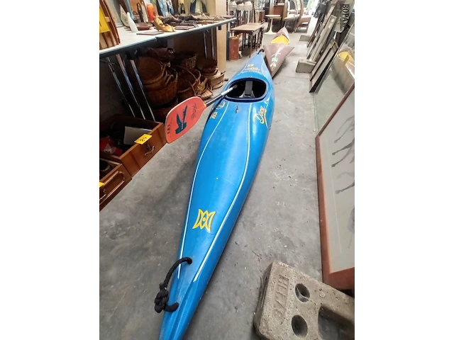 Lot 100 - kajak blauw - afbeelding 4 van  8