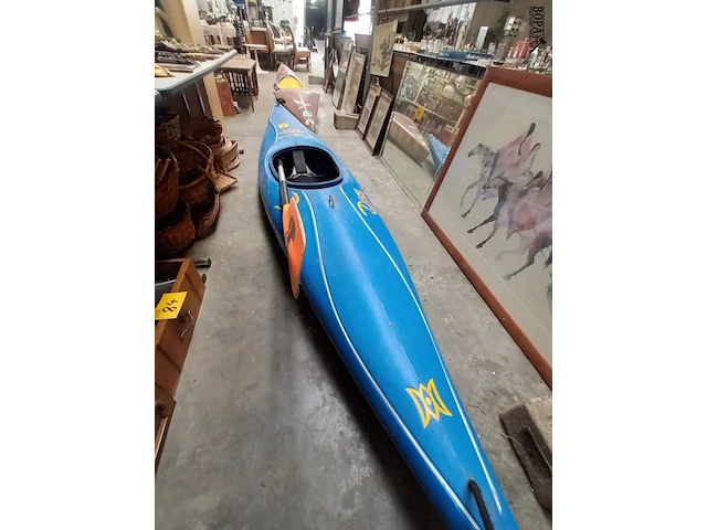 Lot 100 - kajak blauw - afbeelding 6 van  8