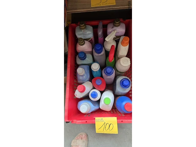 Lot 100 - lot volle en aangebroken producten - afbeelding 1 van  1