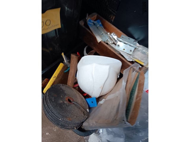 Lot 100 - lot werkmateriaal - afbeelding 5 van  6