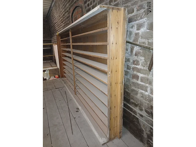 Lot 1009 - houten wandrek - afbeelding 2 van  2