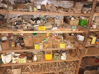 Lot 101 - divers materiaal. inhoud rek - afbeelding 1 van  6