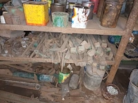 Lot 101 - divers materiaal. inhoud rek - afbeelding 4 van  6
