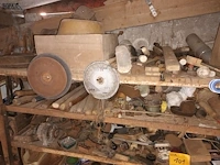 Lot 101 - divers materiaal. inhoud rek - afbeelding 6 van  6