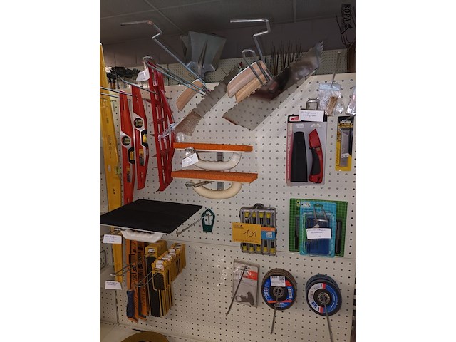 Lot 101 - divers werkmateriaal - afbeelding 1 van  5