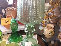 Lot 101 - keramiek en glaswerk groen. 10 stuks - afbeelding 2 van  6