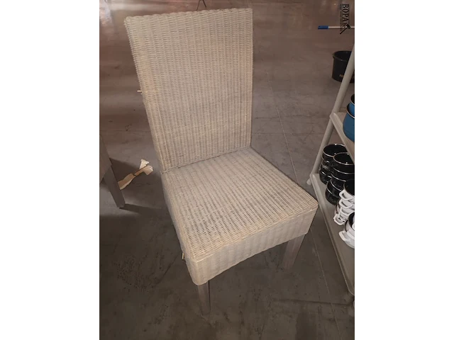 Lot 101 - rieten eetkamerstoelen. 4 stuks - afbeelding 2 van  3
