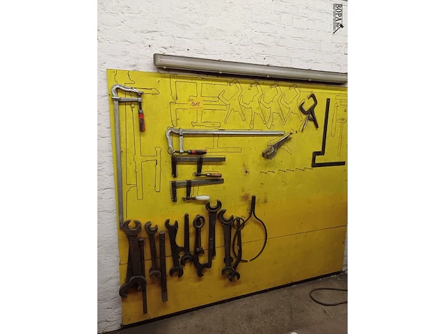 Lot 1018 - divers plooi- en spanmateriaal - afbeelding 4 van  4