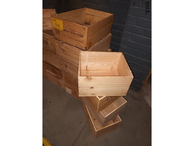 Lot 102 - houten wijnkistjes. 18 stuks - afbeelding 2 van  3