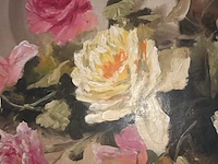 Lot 102 - schilderij met rozen - afbeelding 2 van  6