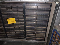 Lot 102 - sorteertoren. 3 stuks - afbeelding 2 van  3