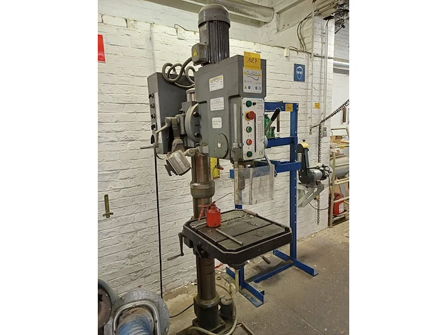 Lot 1027 - hudema boormachine - afbeelding 1 van  8