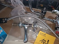 Lot 103 - diverse waterkranen. 4 stuks - afbeelding 4 van  4