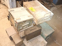 Lot 103 - oude munitiekisten. 10 stuks - afbeelding 2 van  3