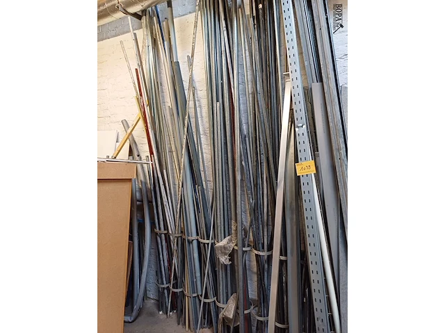 Lot 1039 - ijzerwaren - afbeelding 3 van  3