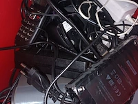 Lot 104 - computer accessoires en kabels - afbeelding 3 van  6