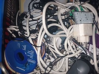 Lot 104 - computer accessoires en kabels - afbeelding 6 van  6
