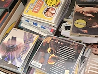 Lot 104 - doos vol met diverse cd - afbeelding 2 van  4