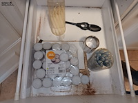 Lot 104 - keukengerei. inhoud keukenkasten - afbeelding 2 van  16