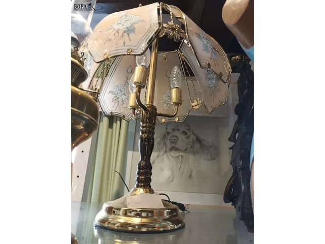 Lot 104 - verlichting en decoratie. 5 stuks - afbeelding 3 van  5