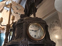 Lot 104 - verlichting en decoratie. 5 stuks - afbeelding 5 van  5