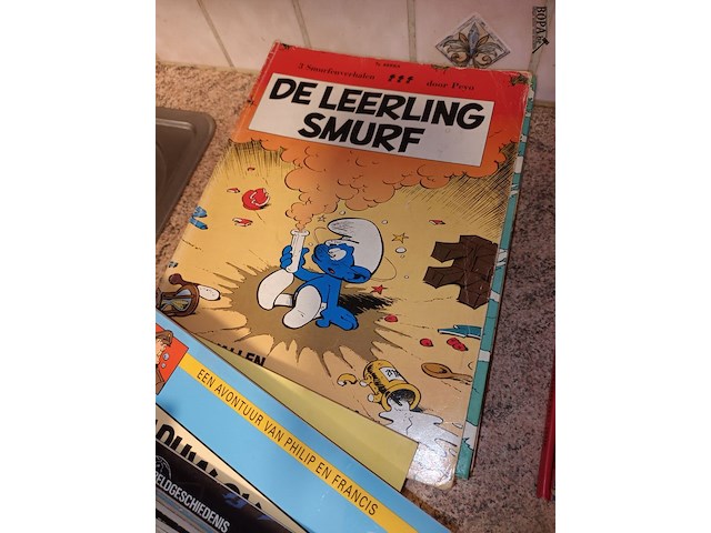 Lot 105 - diverse strips. 30 stuks - afbeelding 5 van  6